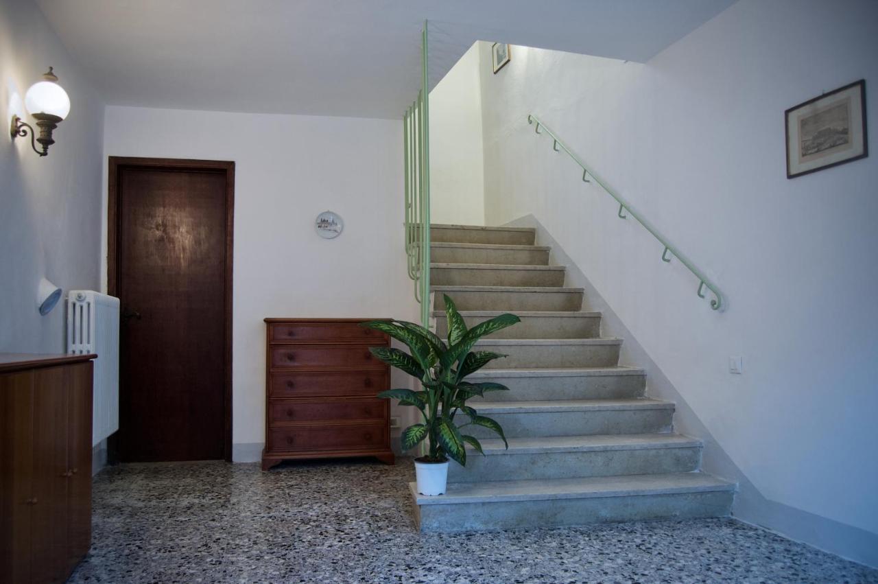 Casa Di Canfreo Lari المظهر الخارجي الصورة